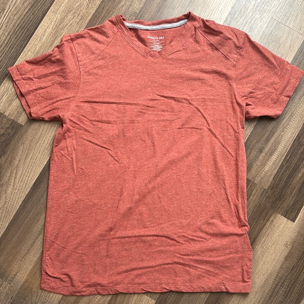 Mens Kenneth Cole T-shirt